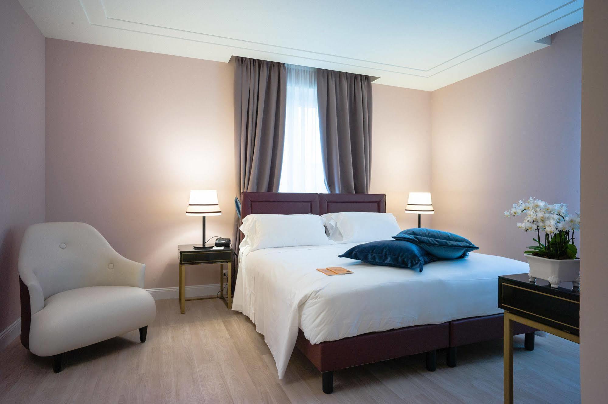Turin Palace Hotel Esterno foto